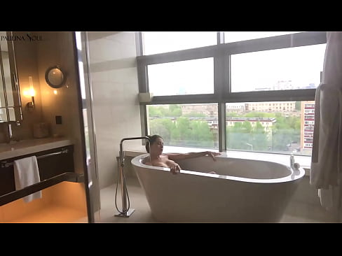 ❤️ Tremenda nena masturbando apasionadamente su coño en el baño Video de sexo en es.sex00.top ❌️